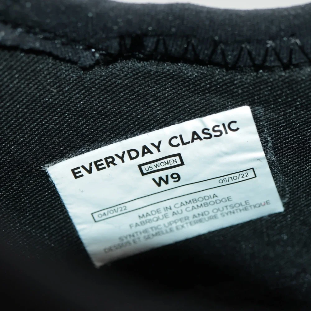 Vessi Womens Everyday Classic Sneaker Size 9 Waterproof Black Knit Lace Up Shoes